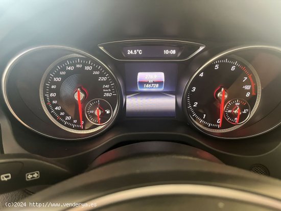 Mercedes GLA MERCEDES-BENZ  GLA 180 - 