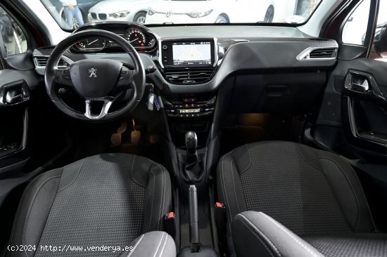 Peugeot 208   5P ACTIVE BlueHDi 73kW 100CV - 