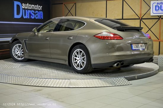 Porsche Panamera   4.8 S - 