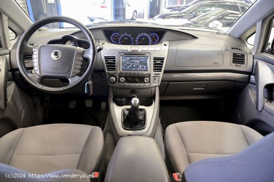 SsangYong Rodius   eXdi Limited - 