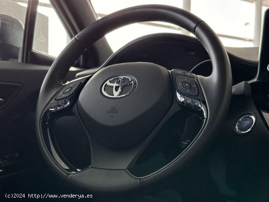 Toyota C-HR  125h Advance Connect - 