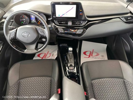 Toyota C-HR  125h Advance Connect - 