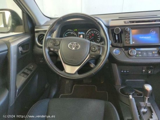 Toyota Rav4  2.5l hybrid 2WD Advance + Techo PanorÃ¡mico - 