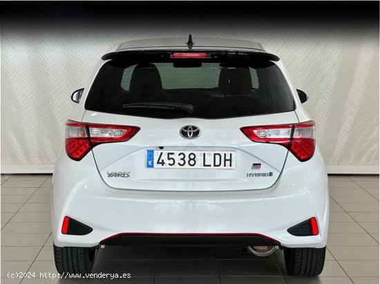 Toyota Yaris  100H 1.5 GR-Sport - 