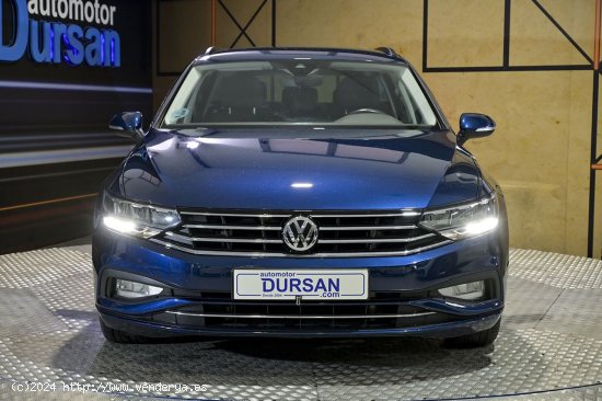 Volkswagen Passat   Variant Executive 2.0 TDI 110kW DSG - 