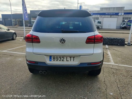 Volkswagen Tiguan   Sport 2.0 TDI 184CV DSG BMT 4Motion - 