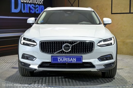 Volvo V90 Cross Country   2.0 B4 D AWD Auto - 