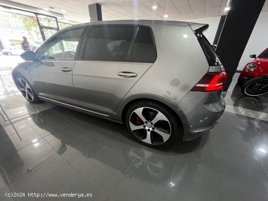 Volkswagen Golf GTI Performance DSG - Sabadell