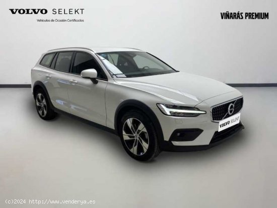 Volvo V60 Cross Country , B4 AWD mild hybrid - Señorío de Illescas