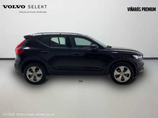 Volvo XC40 Momentum Pro T2 Automático - Señorío de Illescas