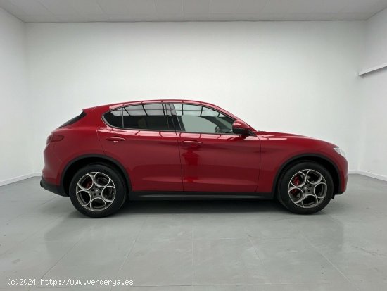 Alfa Romeo Stelvio 2.1 TD SPRINT AT8 160CV 5P - Malaga