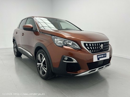 Peugeot 3008 1.2 PURETECH ALLURE S&S 130CV 5P - Malaga