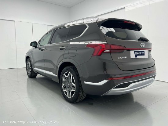 Hyundai Santa Fe 1.6 TGDI PHEV STYLE AUTO 4WD 265CV 5P 7 PLAZAS - Malaga