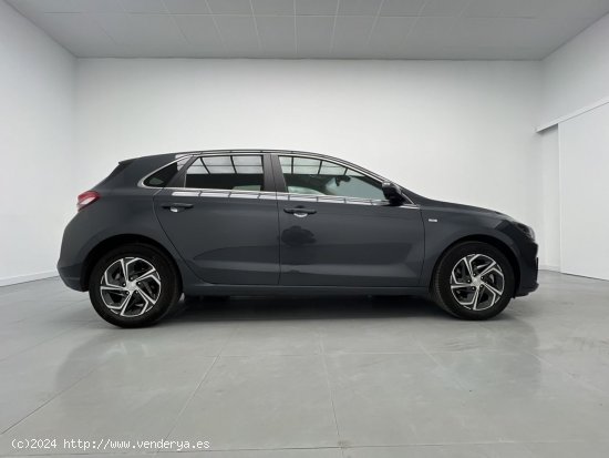 Hyundai i30 1.0 TGDI 48V TECNO 120CV 5P - Malaga