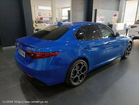 Alfa Romeo Giulia 2.2 D TURBO VELOCE AUTO Q4 210CV 4P - Malaga