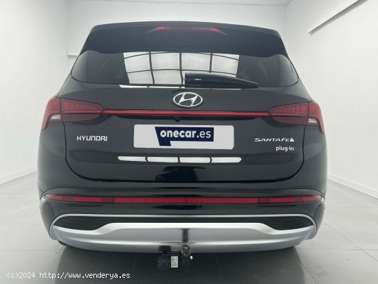 Hyundai Santa Fe 1.6 TGDI PHEV STYLE AUTO 4WD 265CV 5P 7 PLAZAS - Malaga