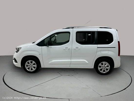 Opel Combo - E LIFE ELEGANCE L1 136CV 5P - Malaga