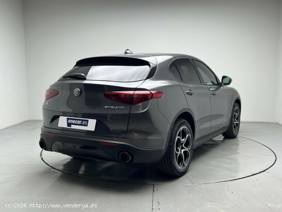 Alfa Romeo Stelvio 2.2 JTDM SPRINT AT8 Q4 190CV 5P - Malaga