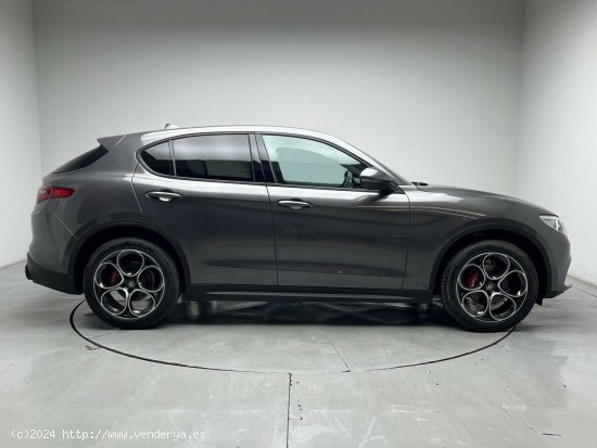 Alfa Romeo Stelvio 2.2 JTDM SPRINT AT8 Q4 190CV 5P - Malaga