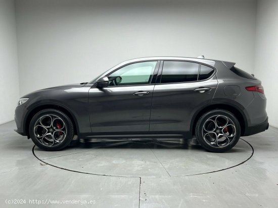 Alfa Romeo Stelvio 2.2 JTDM SPRINT AT8 Q4 190CV 5P - Malaga