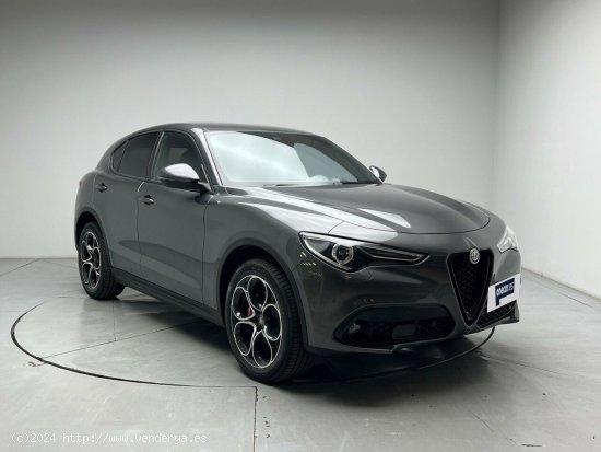 Alfa Romeo Stelvio 2.2 JTDM SPRINT AT8 Q4 190CV 5P - Malaga