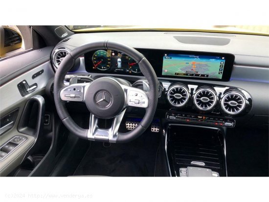 Mercedes CLA Mercedes-AMG CLA 35 4MATIC+ Shooting Brake - Pinto