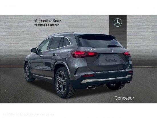 Mercedes GLA GLA 200 - Pinto