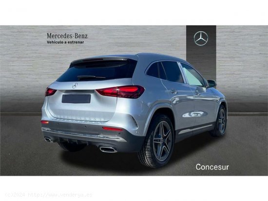 Mercedes GLA GLA 200 D - Pinto