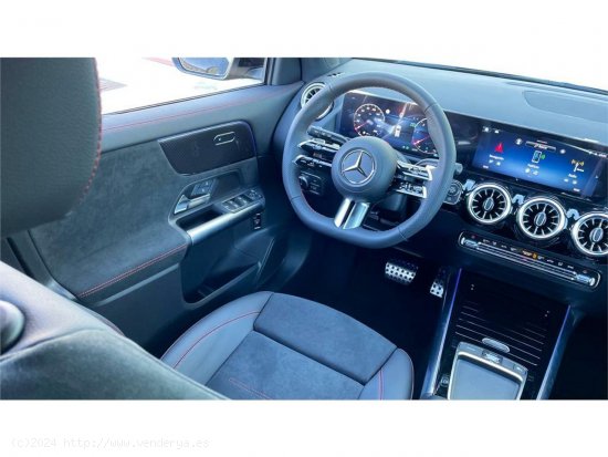 Mercedes GLA GLA 200 D - Pinto