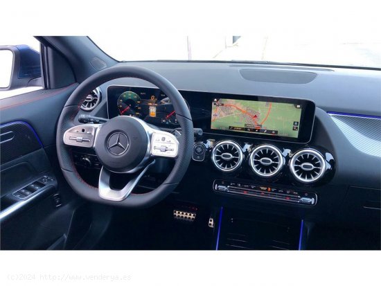 Mercedes GLA GLA 200 D - Pinto