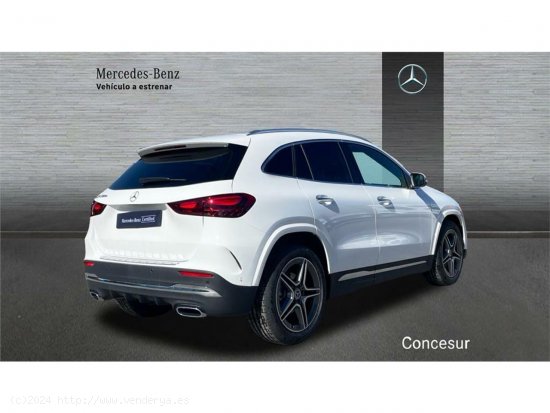 Mercedes GLA GLA 200 D - Pinto