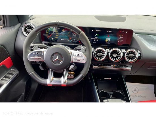 Mercedes GLA Mercedes-AMG GLA 45 S 4MATIC+ - Pinto