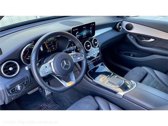 Mercedes GLC GLC 300 de 4Matic AMG Line (EURO 6d) - Pinto