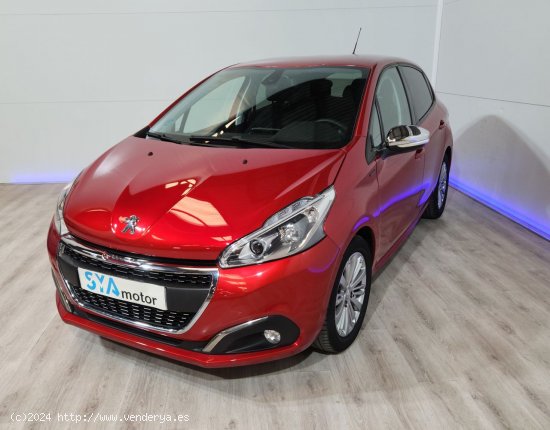 Peugeot 208 5P Signature 1.2L PureTech 60KW (82CV) - Rafelbunyol