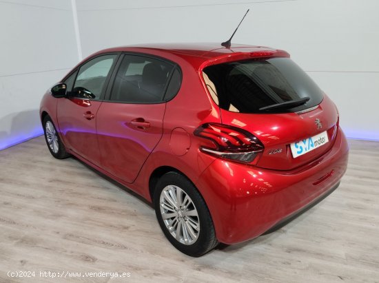 Peugeot 208 5P Signature 1.2L PureTech 60KW (82CV) - Rafelbunyol