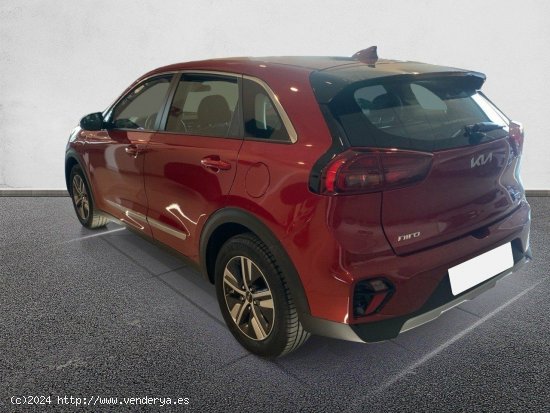 Kia Niro 1.6 GDi PHEV 104kW (141CV) Concept RUNWAY RED - València