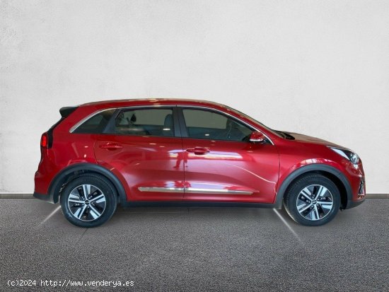 Kia Niro 1.6 GDi PHEV 104kW (141CV) Concept RUNWAY RED - València