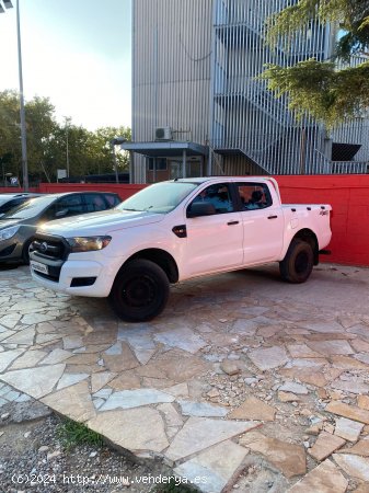 Ford Ranger 2.2 150cv 5 plazas - Sabadell