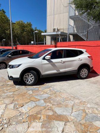 Nissan Qashqai 1.2i DIG-T ACENTA 4X2 - Sabadell