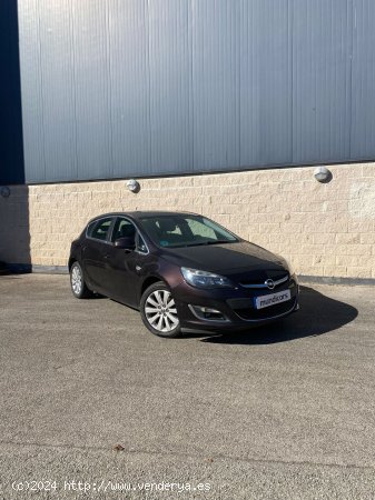 Opel Astra 1.4 Turbo Excellence - Blanes