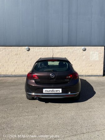 Opel Astra 1.4 Turbo Excellence - Blanes