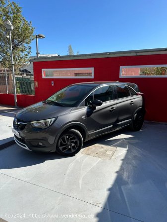 Opel Crossland X 1.2 81kW Design Line 120 Aniversario S/S - Granollers