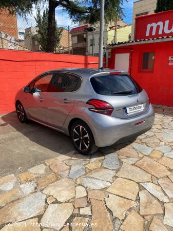 Peugeot 208 5P Tech Edit. PureTech EAT6 81KW (110CV) - Sabadell