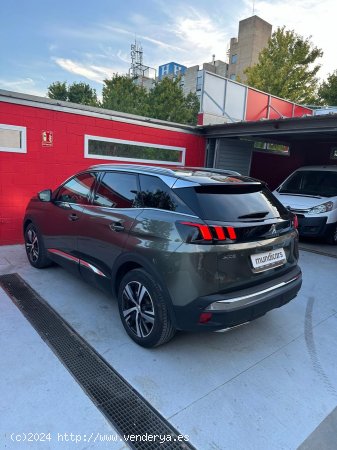 Peugeot 3008 1.2 PURETECH 96KW (130CV) GT LINE S&S - Sabadell