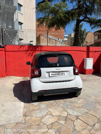 Smart Fortwo 1.0 52kW (71CV) S/S COUPE - Sabadell