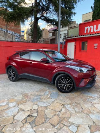 Toyota C-HR 1.8 125H Advance - Sabadell