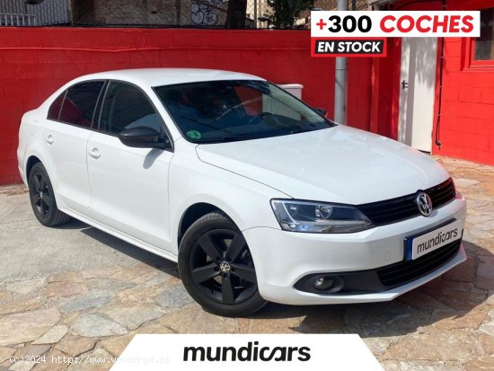  Volkswagen Jetta 1.2 TSI 105cv Advance Bluemotion Tech - Blanes 