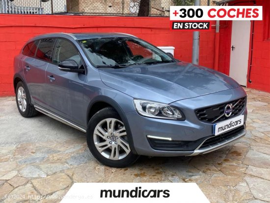 Volvo V60 Cross Country 2.0 D3 Plus - Sabadell