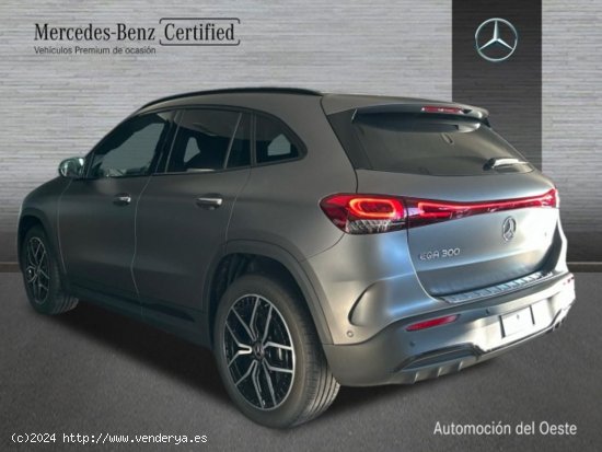 Mercedes EQA 300 4MATIC - BADAJOZ