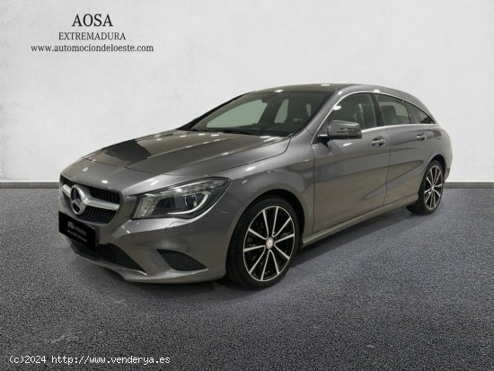  Mercedes-benz Clase Cla 200 Cdi / D Shooting Brake Urban - BADAJOZ 